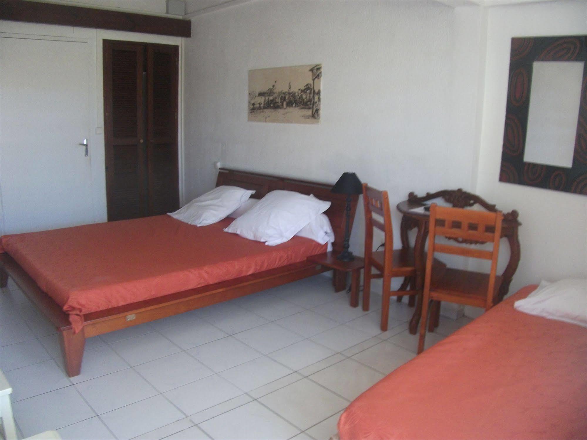 Hotel Le Rotabas Sainte-Anne (Grande-Terre) Exterior foto