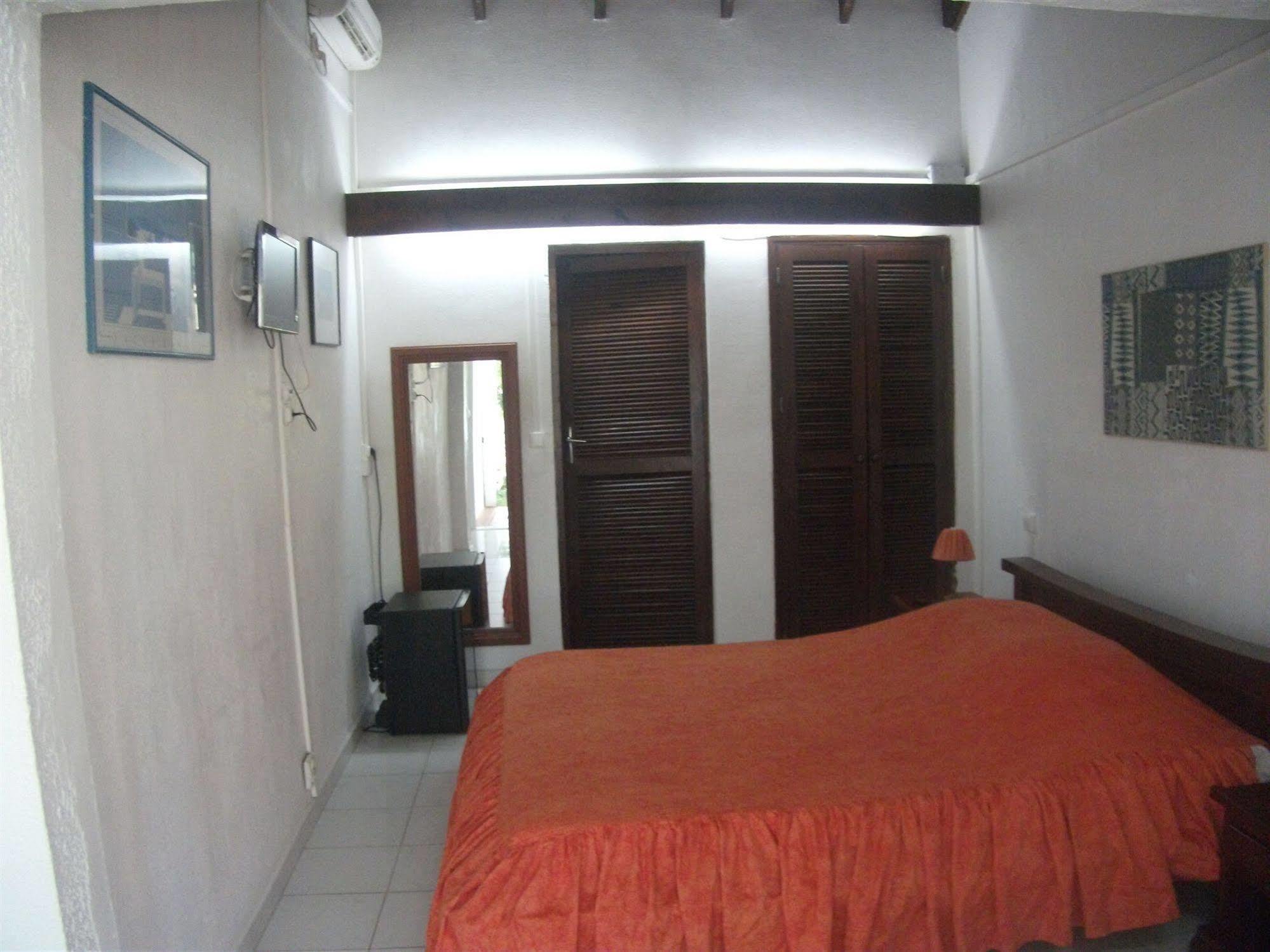 Hotel Le Rotabas Sainte-Anne (Grande-Terre) Exterior foto